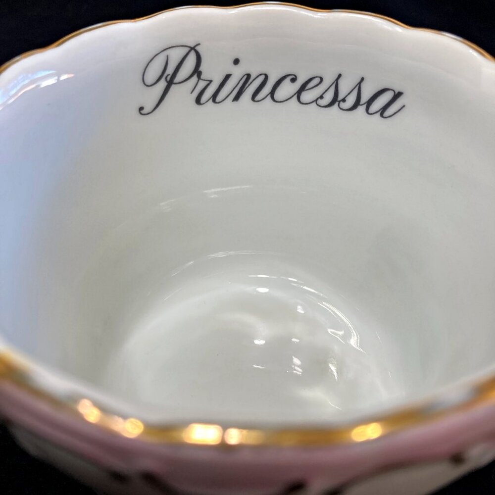 Goth Princess Teacup & Saucer with Hand painted Gold Details & Bat Decoration 🦇 - Picture 5 of 7